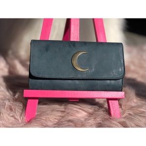 Moon Wallet 💗